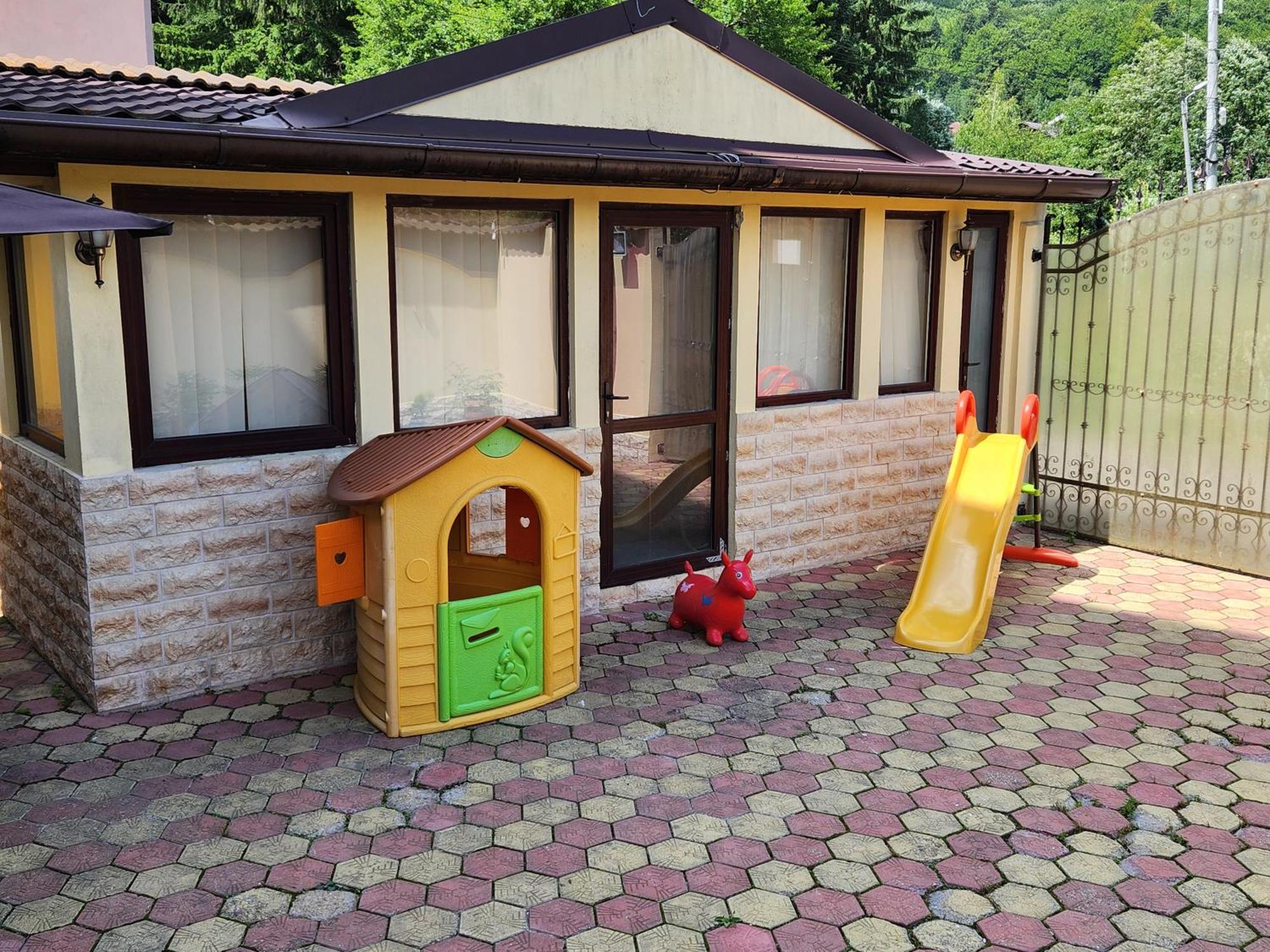 מלון בוסטאני Vila Dolly מראה חיצוני תמונה